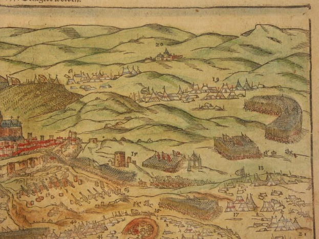 Eine historische Karte von Düsseldorf während ihrer Belagerung, illustriert innerhalb der Seiten eines alten Buches, mit detaillierten Gebäuden, Hügeln und Text.