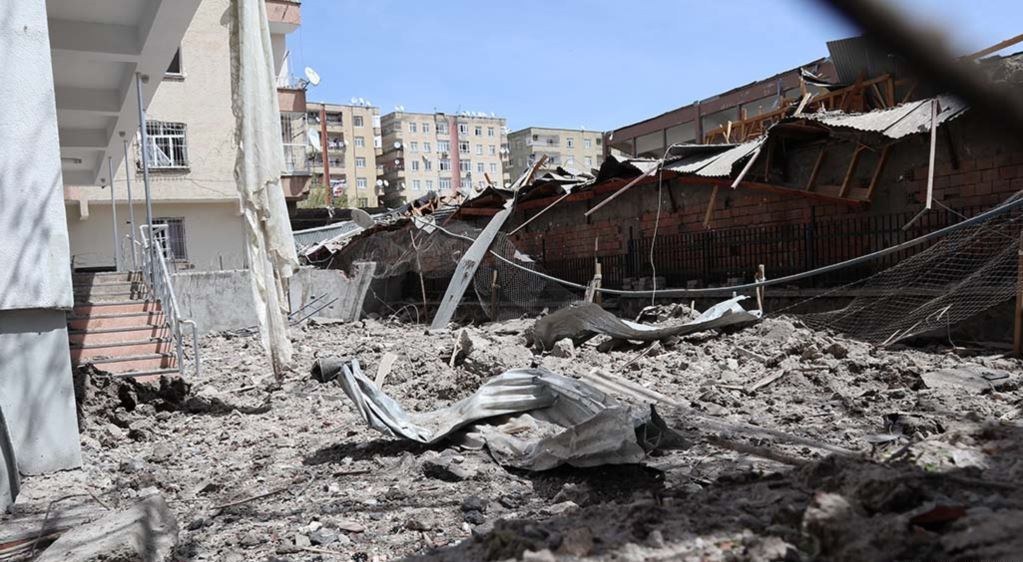 Trump nach Hamas-Reaktion: Israel muss Bombardierung stoppen