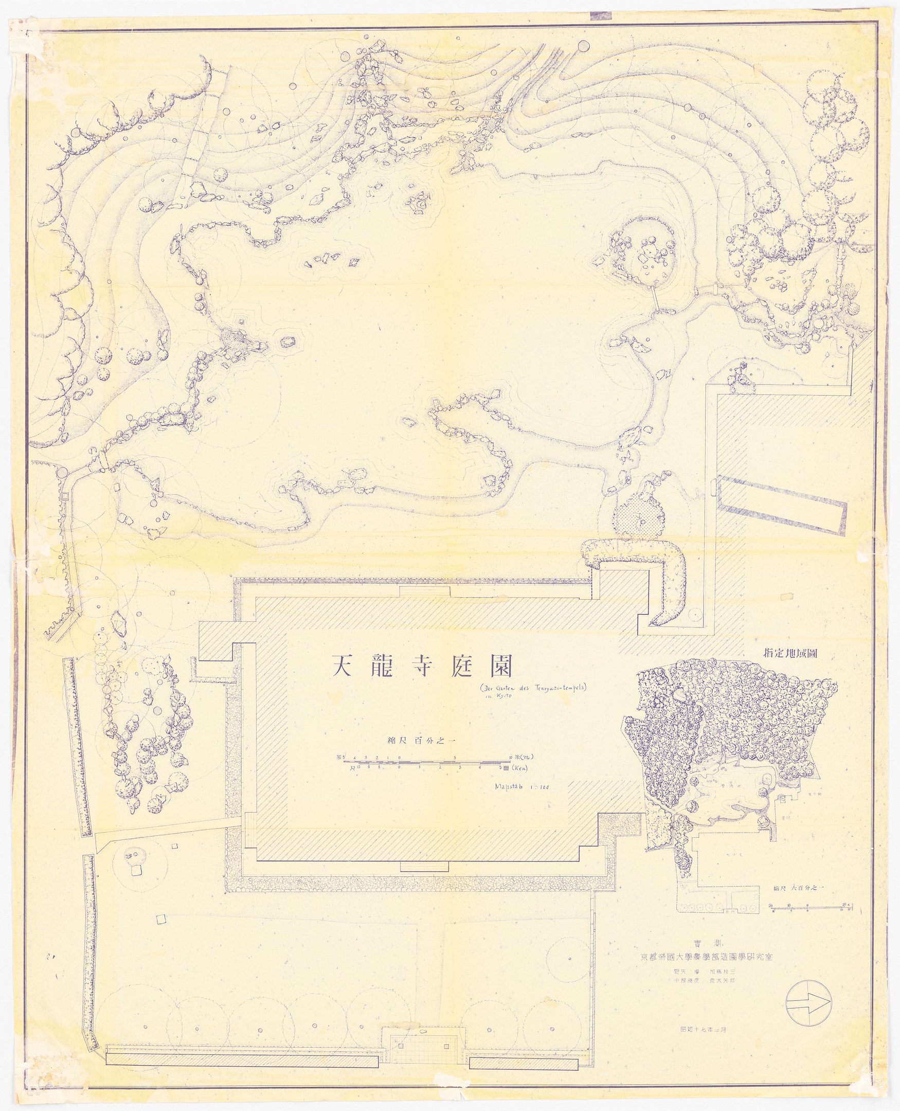 Ein detaillierter Stadtplan mit chinesischer Schrift, der Straßen, Gebäude und Sehenswürdigkeiten zeigt.