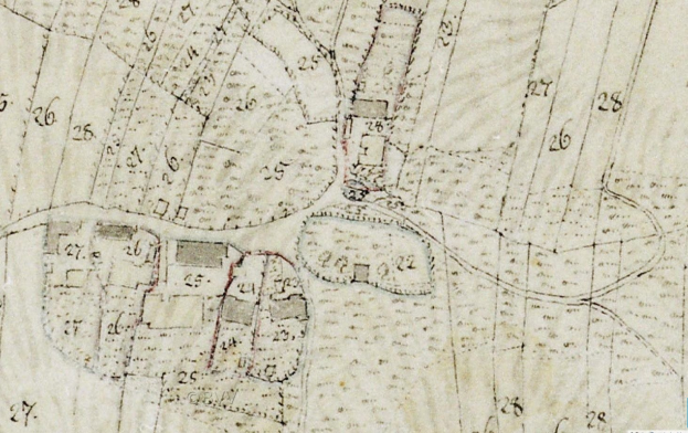 Ausführliche alte Stadtkarte mit nummerierten Geb├Ąuden, Stra├čen und Text, die eine vorgeschlagene Entwicklungsstelle unten zeigt.